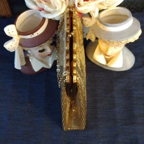Vintage,Whiting&Davis # 2981,Gold Metallic Evening Bag with Mother of Pearl top. - Picture 7 of 16
